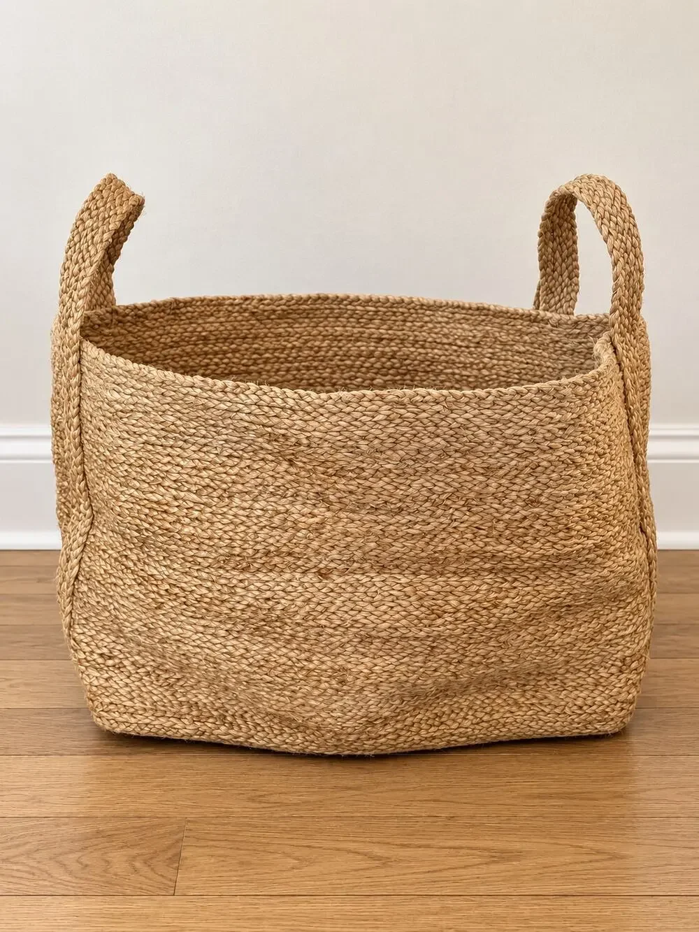 Brand-New Extra-Large Natural Jute Basket – 20” × 14”